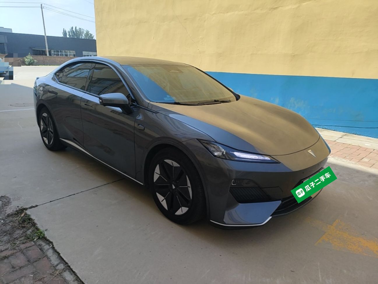  SL03