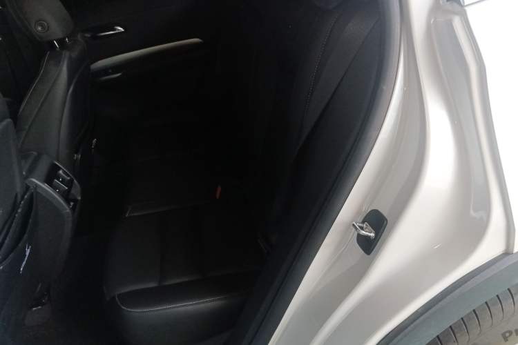 Used Cadillac XT4 2018 28T Two-Wheel Drive Leading Version