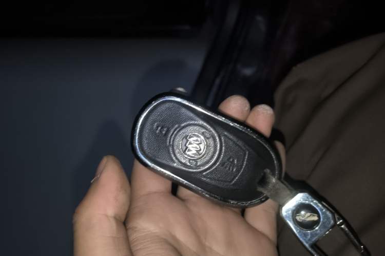 Used Buick Envision 2015 20T Two-Wheel-Drive Elite Model