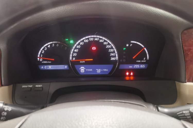 Used Toyota Crown 2005 2.5L Royal Instrument Cluster