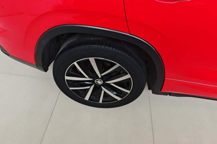 Used Skoda Kamiq 2020 GT TSI 230 DSG Comfort Edition China VI standard Right Rear Wheel Hub