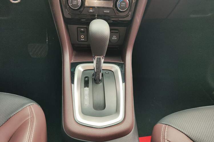 Used Venucia M50V 2017 1.6L XV CVT Deluxe Edition