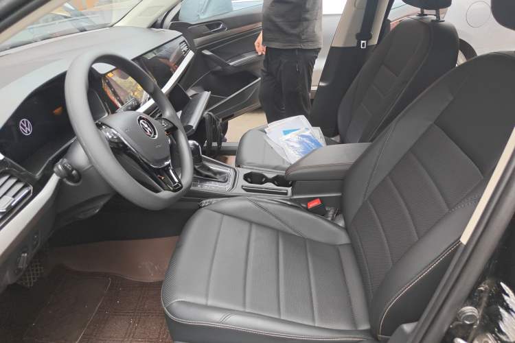 Used Volkswagen Lavida 2022 1.5L Automatic Comfort Edition Left Front Seat