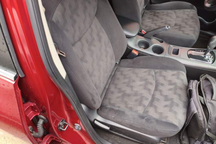 Used Nissan Tiida 2014 1.6L CVT Comfort Model Right Front Seat