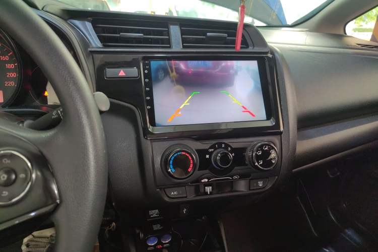 Used Honda Fit 2018 1.5L CVT Comfort Sunroof Version Audio And AC Panel