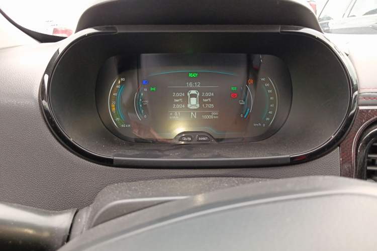 Used Chery Little Ant 2022 Sweet Pink Edition Half-Sugar Version Lithium Iron Phosphate 30 kW 301 km