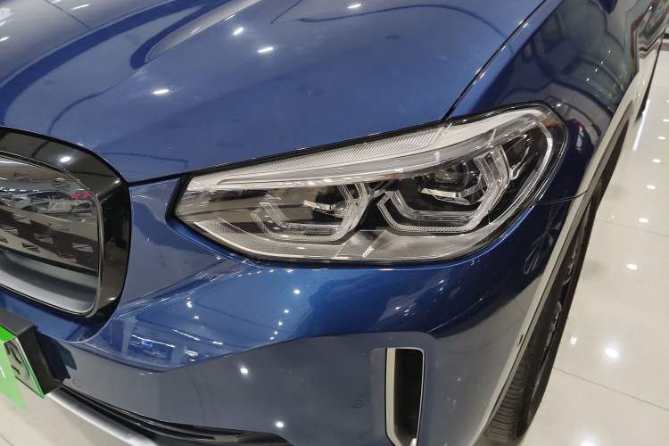 Used BMW iX3 2021 Leading Model
