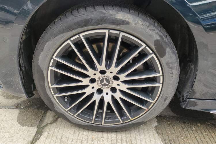 Used Mercedes-Benz C-Class 2023 Second Facelift C 260 L Sport Edition
