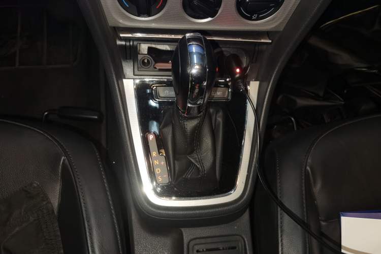 Used Volkswagen Gran Lavida 2013 1.6L Automatic Comfort Model
