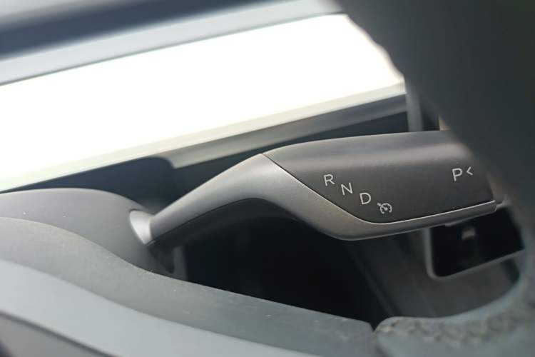 Used Tesla Model Y 2022 Rear-Wheel-Drive Version
