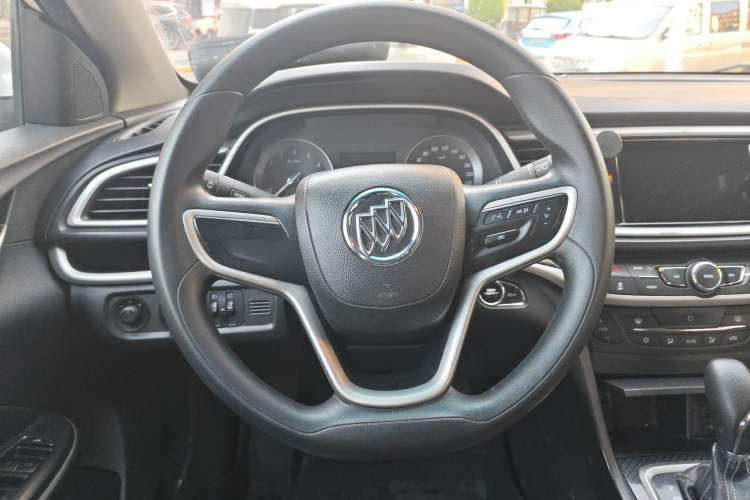 Used Buick GT 2015 15N Automatic Elite Version
