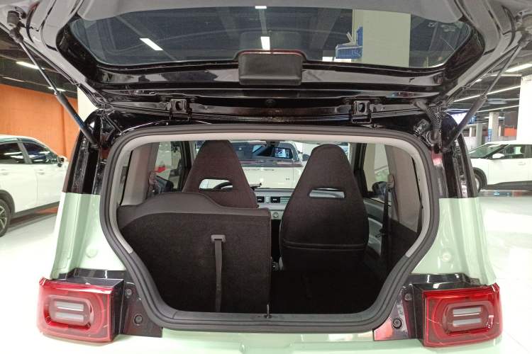 Used Wuling Hongguang MINIEV 2022 Macaron Premium Model – Lithium Iron Phosphate