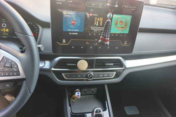 Used BYD Song New Energy 2019 Song DM 1.5TID Smart Connect Sharp Edition Audio And AC Panel