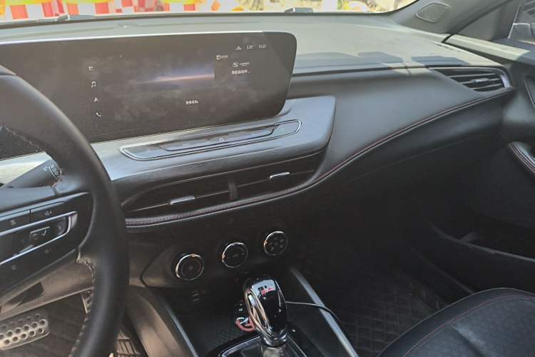 Used Buick Verano 2022 Pro GS Wind-Chasing Edition Audio And AC Panel