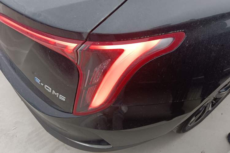 Used Hongqi E-QM5 2023 Revised Version Basic Travel Edition