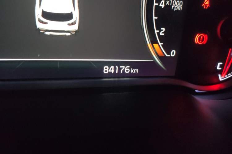 Used Kia Sportage R 2019 2.0L Automatic Smart Luxury Edition Odometer Close Up