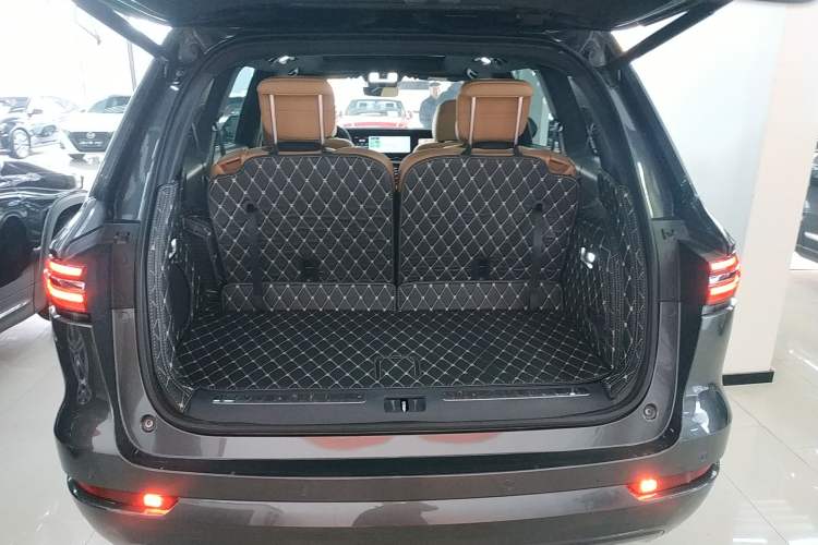 Used Li Auto ONE 2021 Extended-Range 6-Seater Version
