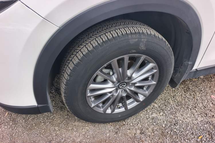 Used Mazda CX-5 2017 2.0L Automatic 2WD ZhiShang Trim China V Standard Left Front Wheel Hub