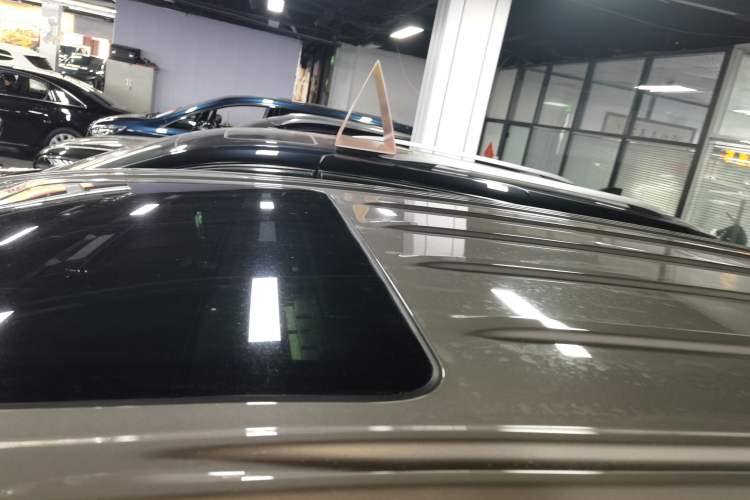 Used Buick GL8 2023 ES Lu Zun Comfort Model Roof