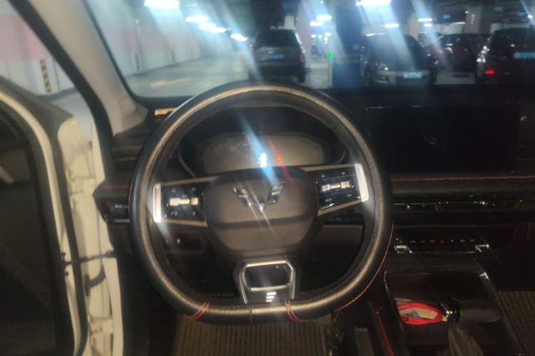 Used Wuling Alvez 2022 1.5T CVT Trendy & Cool Edition