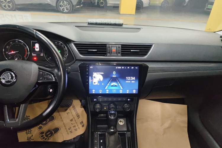 Used Skoda Superb 2016 TSI330 DSG Smart Drive Edition
