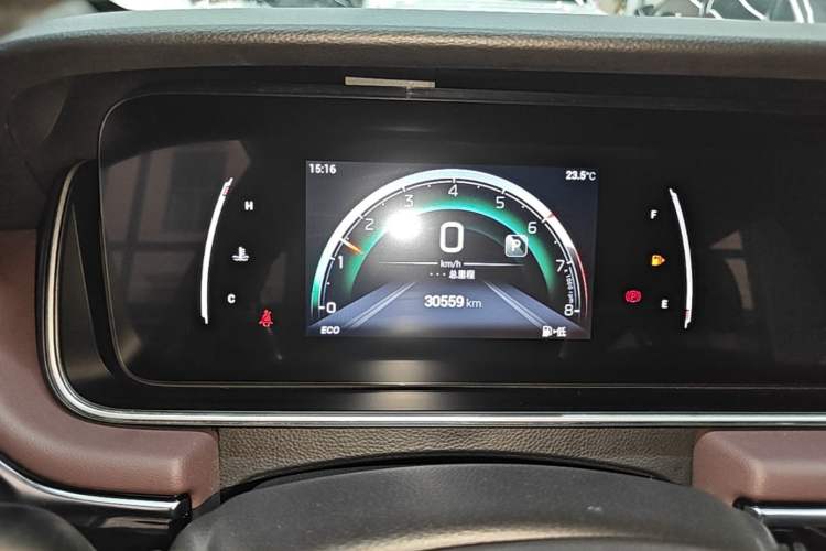 Used GAC Trumpchi M6 2023 PRO 270T DCT Luxury Edition
