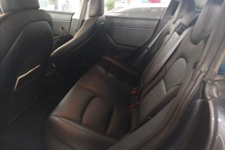 Used Tesla Model 3 2019 Long-Range Rear-Wheel-Drive Version
