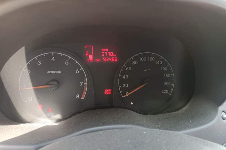 Used Hyundai Verna (older generation) 2014 1.4L Manual Smart GLS Trim
