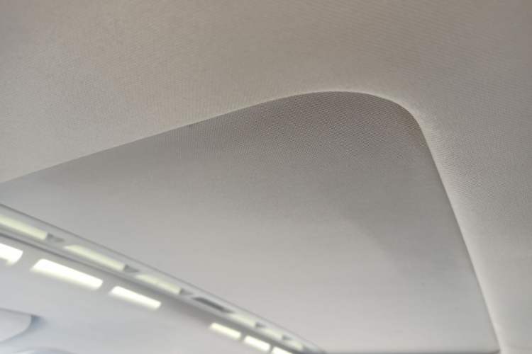 Used Roewe 350 2015 1.5L Manual Luxury Sunroof Edition