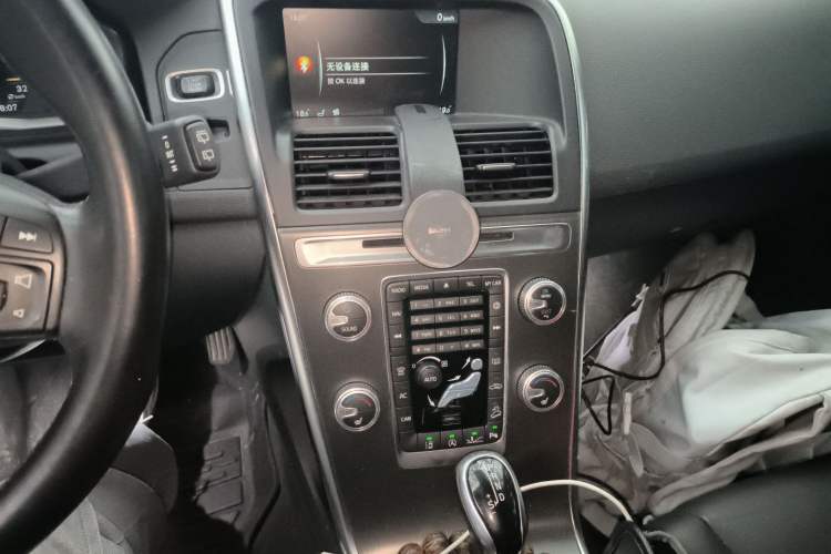 Used Volvo XC60 2015 T5 AWD Smart Drive Edition