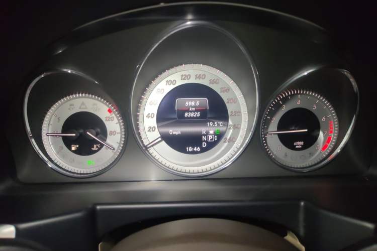 Used Mercedes-Benz GLK-Class 2013 GLK 300 4MATIC Fashion Model Instrument Cluster