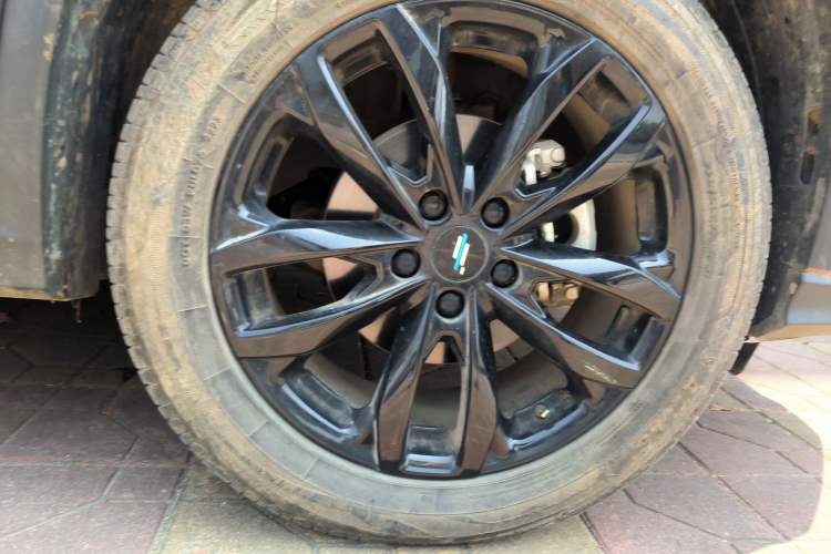 Used CHANGAN OSHAN X5 PLUS 2023 Revised 1.5T DCT Excellence Edition Right Front Wheel Hub