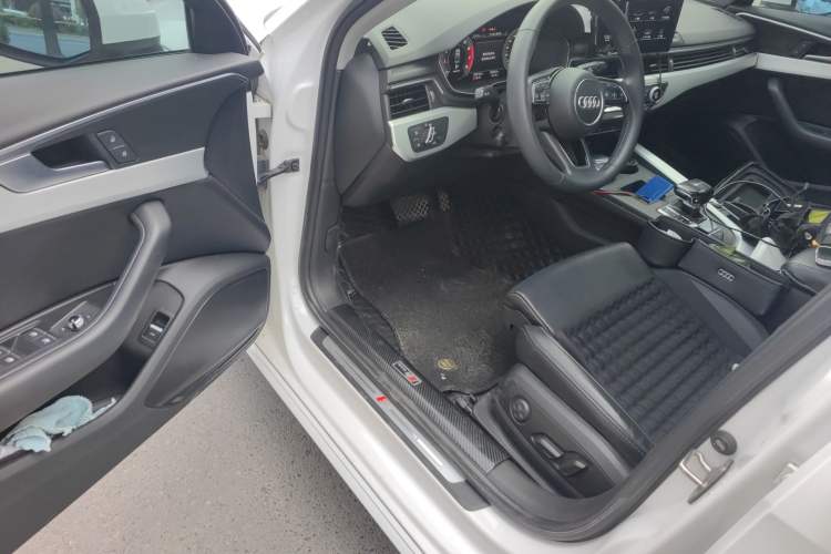 Used Audi A4L 2021 40 TFSI Enjoy Life Edition
