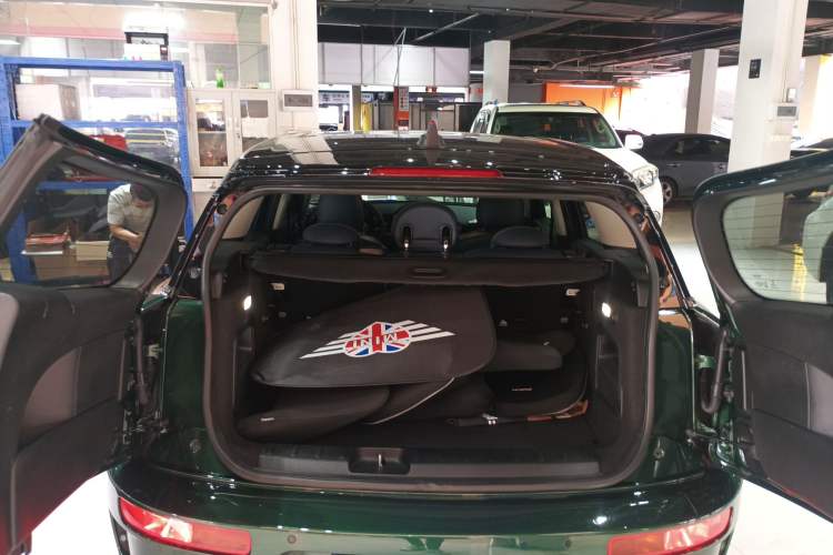 Used MINI Clubman 2018 2.0T COOPER S Artist Trunk