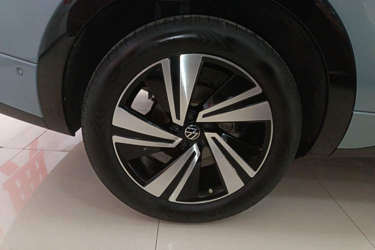 Used Volkswagen Tavendor 2023 380TSI Four-Wheel Drive R-Line Cruise Edition
