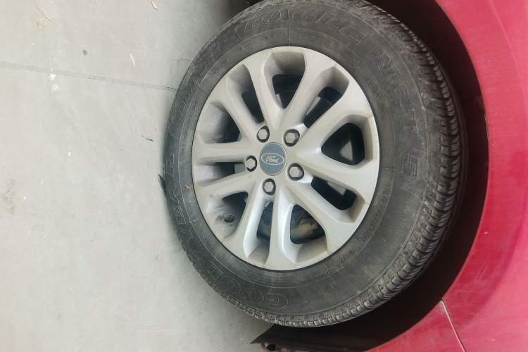 Used Ford Focus 2012 Hatchback Classic 1.8L Manual Base Model
