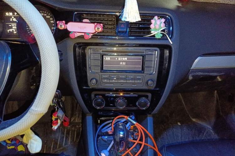 Used Volkswagen Sagitar 2015 1.6L Automatic Comfort Model
