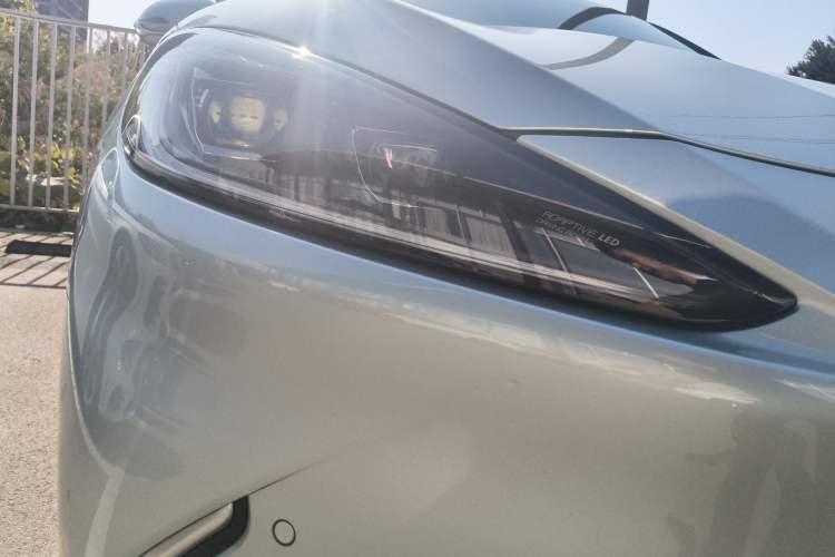 Used ARCFOX Alpha S 2022 525S 160kW Right Front Headlight