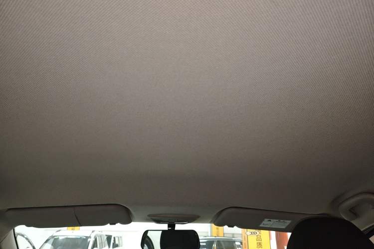 Used Baojun 730 2019 1.5T CVT Fashion Model 7 Seats China VI Emission Standard Headliner