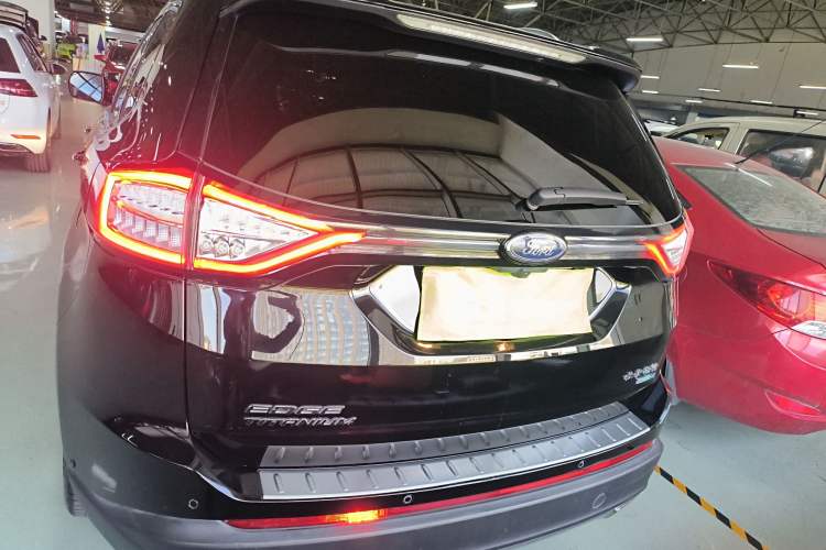 Used Ford Edge 2016 EcoBoost 245 Four-Wheel Drive Titanium 7-Seater