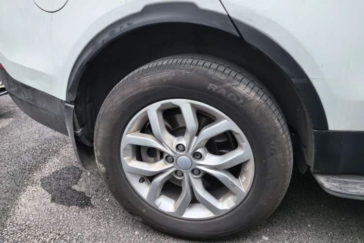 Used Land Rover Discovery 2018 3.0 SC V6 SE