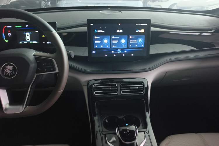 Used BYD Qin PLUS 2024 HONOR Edition DM-i 55KM Leading Model