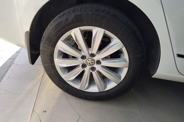 Used Volkswagen Bora 2016 230TSI DSG Comfort Model