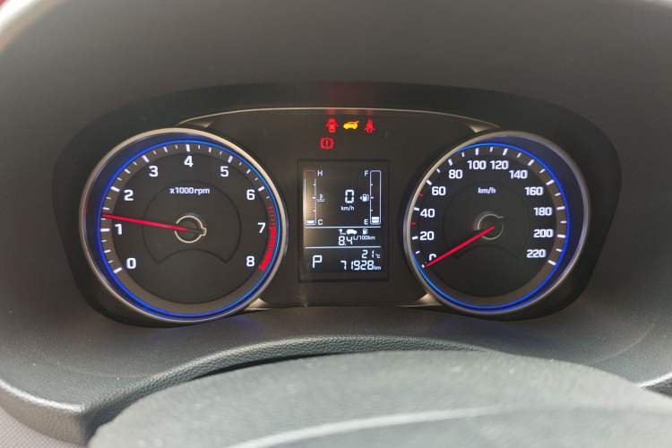 Used Hyundai ix25 2017 1.6L Automatic Smart Version Instrument Cluster