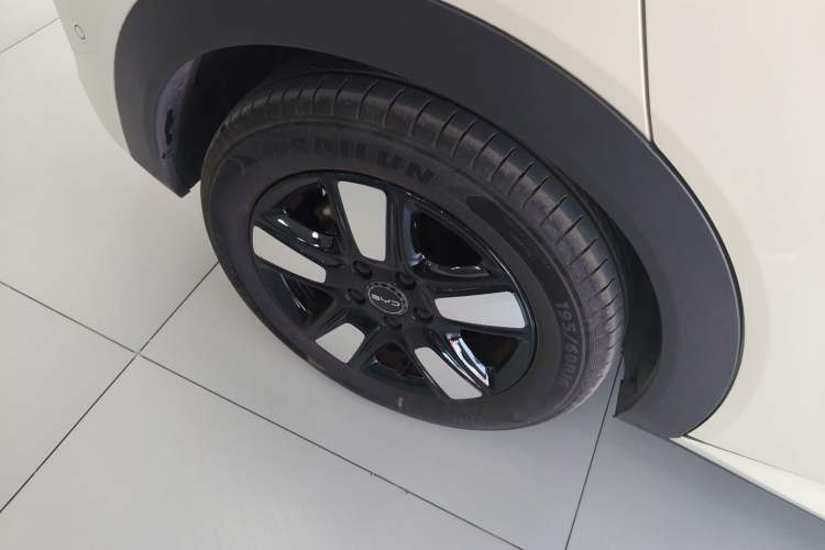 Used BYD Dolphin 2025 Intelligent Driving Version 410 km Fashion Edition