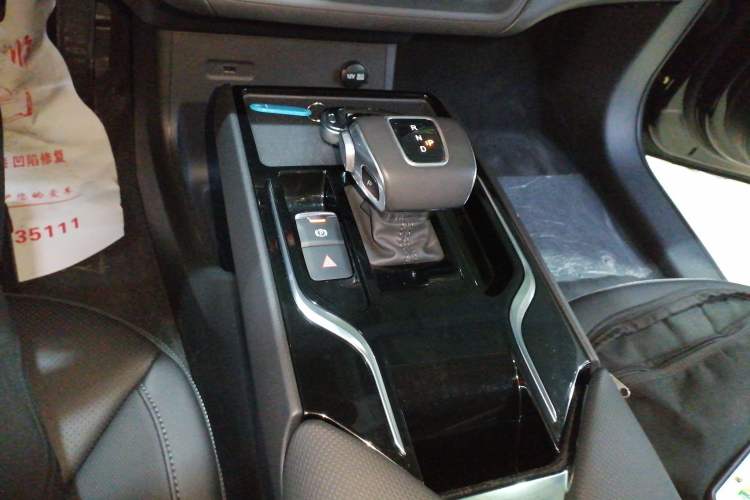 Used Hongqi E-QM5 2021 Online Booking Charging T3 Edition 5-Seater
