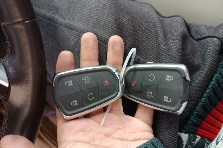 Used Cadillac XTS 2016 28T Elite Edition Vehicle Key