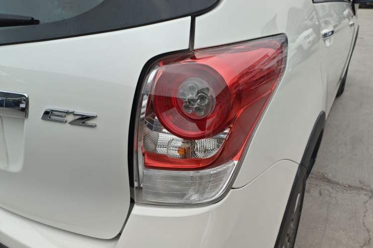 Used Toyota Verso 2015 180E CVT Crossover Edition