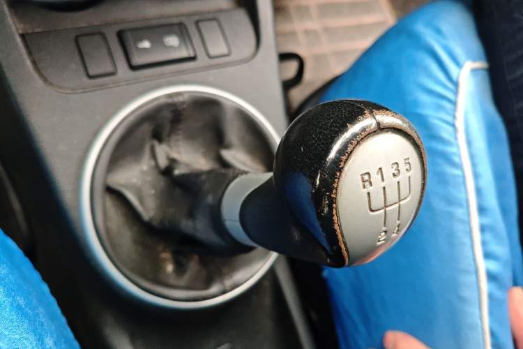 Used Skoda Fabia 2008 1.4L Manual Jingling Edition Gear Lever