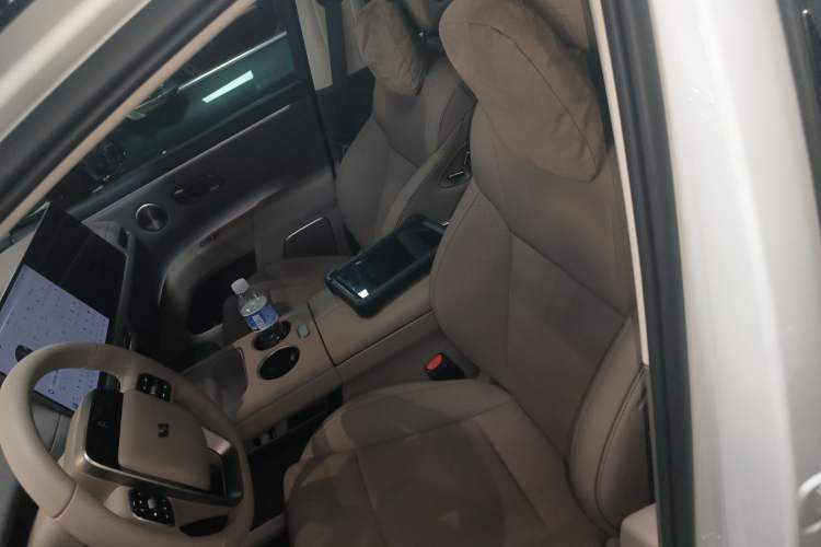 Used Li Auto Li Auto i8 2025 Model Standard Version